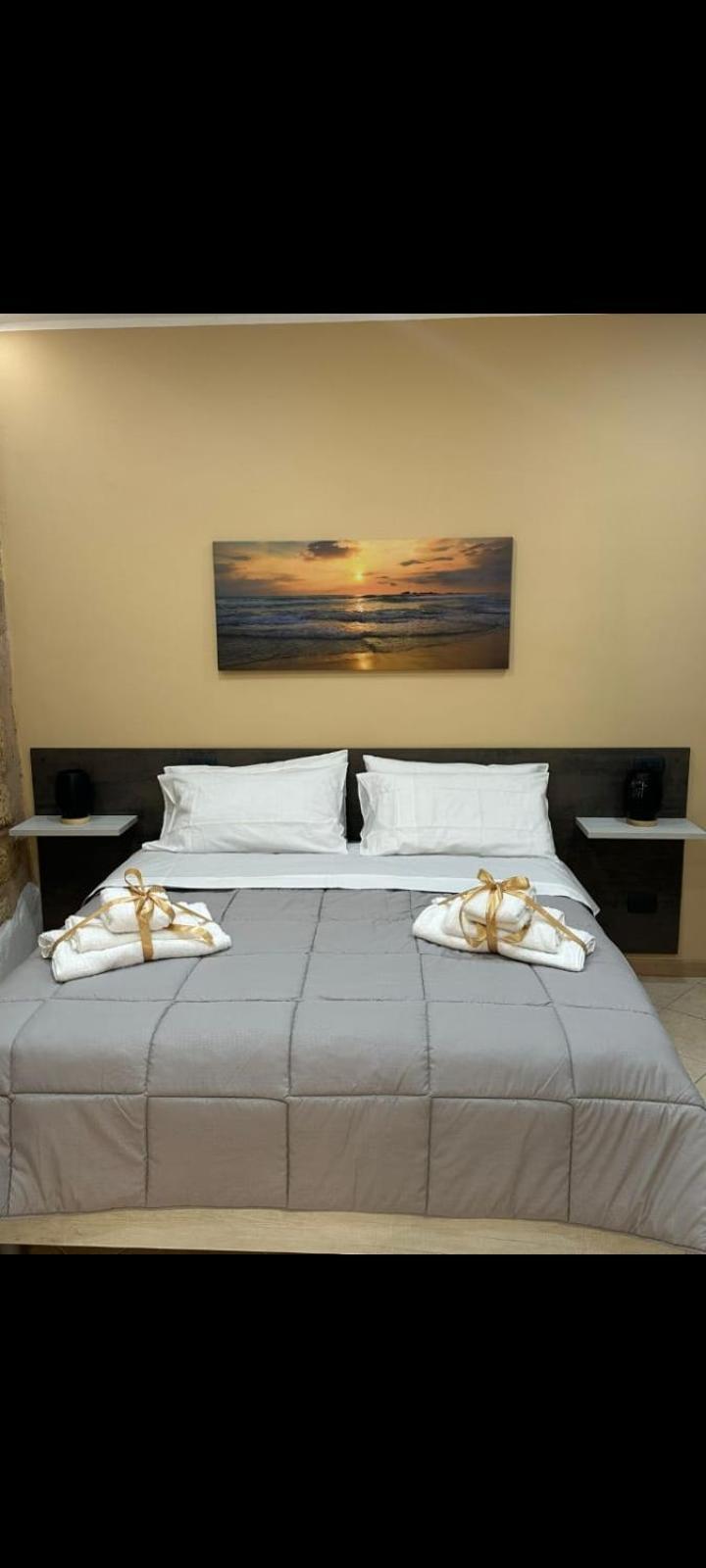 אגריג'נטו Kalgheros Luxury Rooms מראה חיצוני תמונה